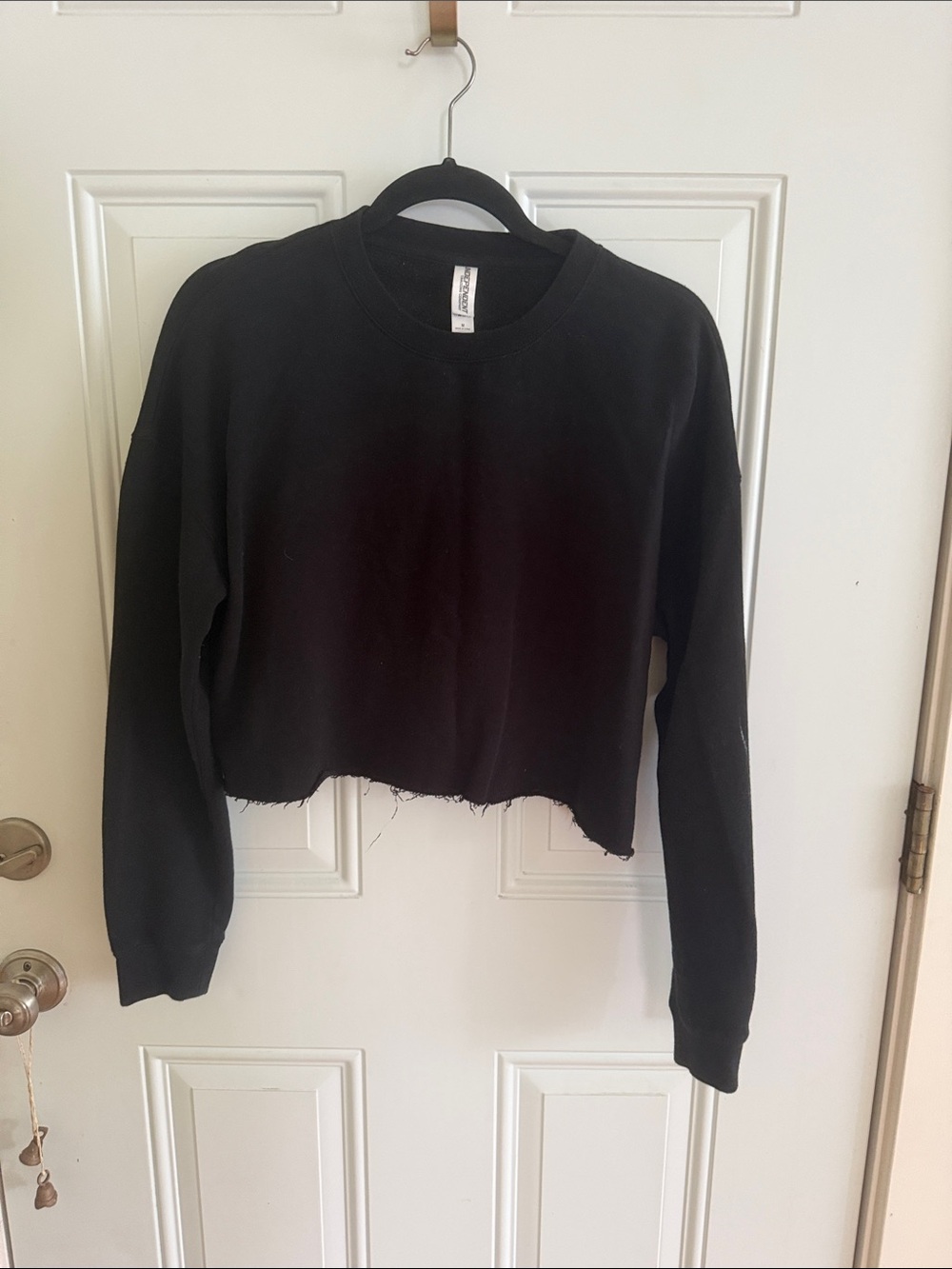 Unbranded Black Cropped Raw-Hem Sweatshirt